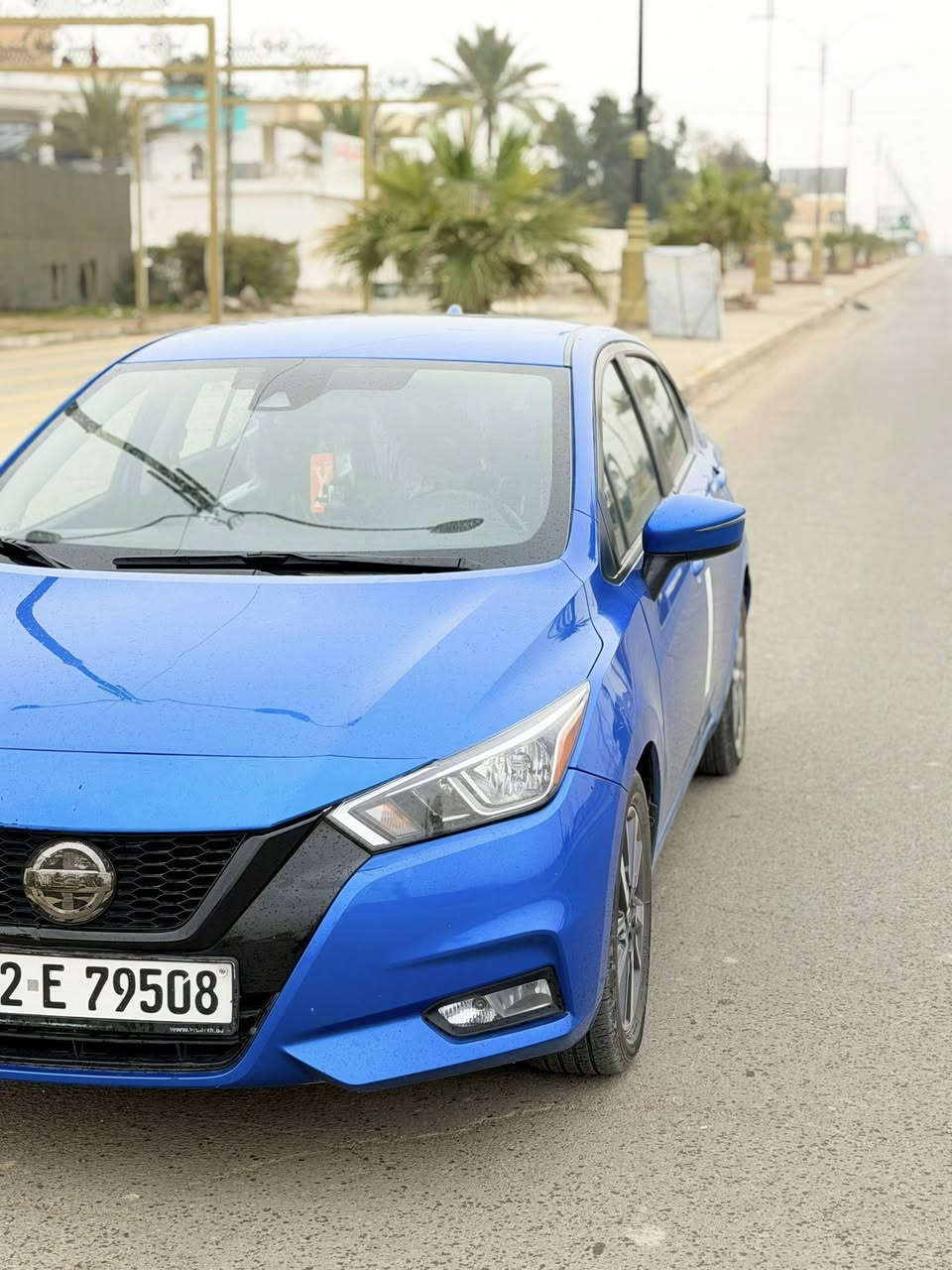 السلام عليكم
 نيسان فيرسا  وارد امريكي
موديل 2021 👌
مواصفات
بصمه 
شاشة 
كاميرا 
حساسات 
تحديد سرعه 
رادار امامي 
مانع تصادم 
توقف ذاتي عند الرجوع الى الخلف
باب صبغ بدون دواخل
ماشية 95 الف مايل 

سعرها 115 ورقه وبيها مجال 
كلش نضيفة وجديدة
( صور الحادث مرفقة بالمنشور )

التواصل على الفيس 
او 
الاتصال ☎️ 

 ***********
