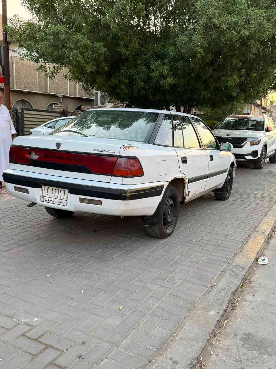 السلام عليكم اسبيرو
موديل 1996 كير عادي محرك مفتوح مو مسكر 

محرك كير مكفولات لا مفتوحات ولا مبدلات

رقم بغداد مكاني الدورة/ الميكانيك

السعر 26 وبيه محال بسيط

 ***********
