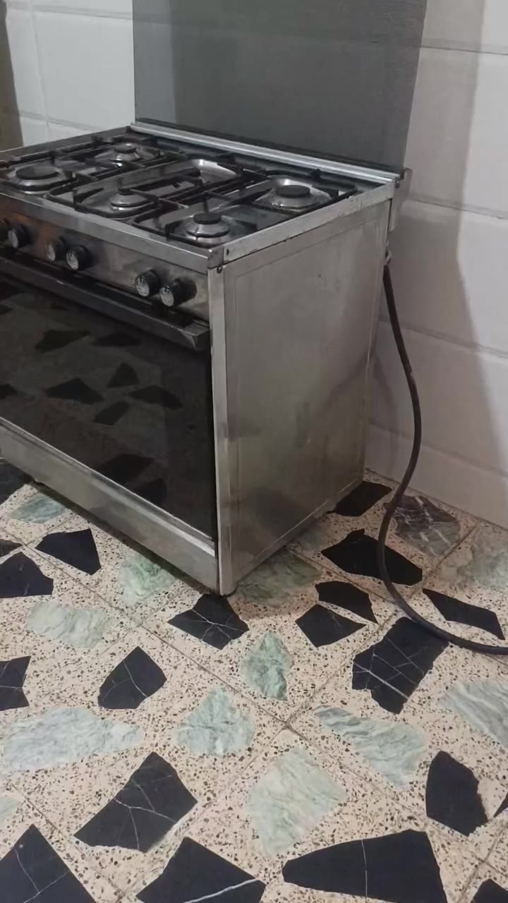 طباخ عشتار شغال فوك وجوة نضيف الببع سعر ١٠٠ بي مجال


**إذا كنت صاحب هذا الإعلان وتريد حذفه لأي سبب، رجاءا أرسل رسالة إلى الدعم الفني**