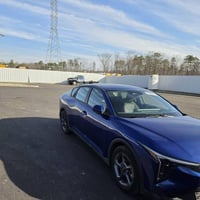 K4 فئة LXS  موديل 2025   مكفوله من الضرر المسبق بدون حادث فقط حافة الد...