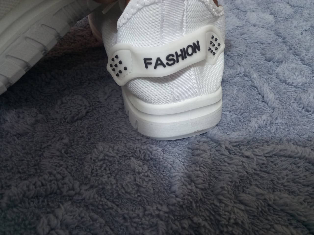 السلام عليكم ورحمه الله
غراض امزون كله جديد 
اي استفسار خاص توصيل لكل المحافظات


**إذا كنت صاحب هذا الإعلان وتريد حذفه لأي سبب، رجاءا أرسل رسالة إلى الدعم الفني**