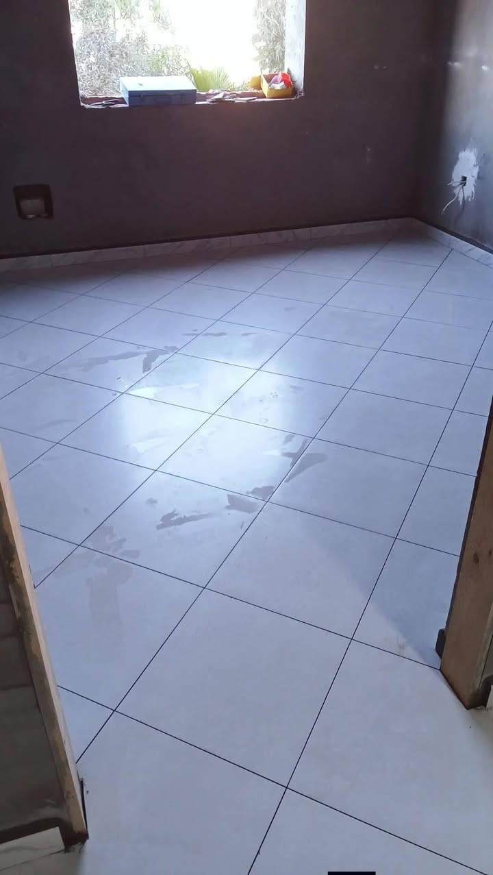 هاذا شغله ارضيه بآيات سيراميك طوريج ***********
