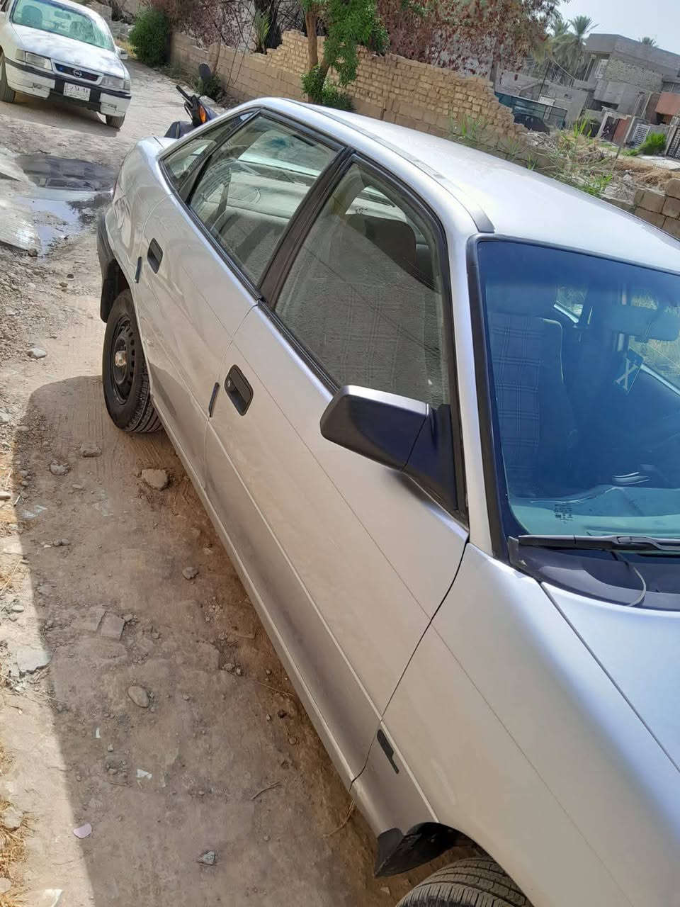 ‏السلام عليكم اولا أسترا موديل 93رقم بغداد محرك 1600 محرك كير خير من الله صدرها جديد تايرات جديدة مصبوغة عام مكفوله من الخياس مكان السيارة سامراء سعرها 31وبيها مجال اتصال ع رقم ***********
