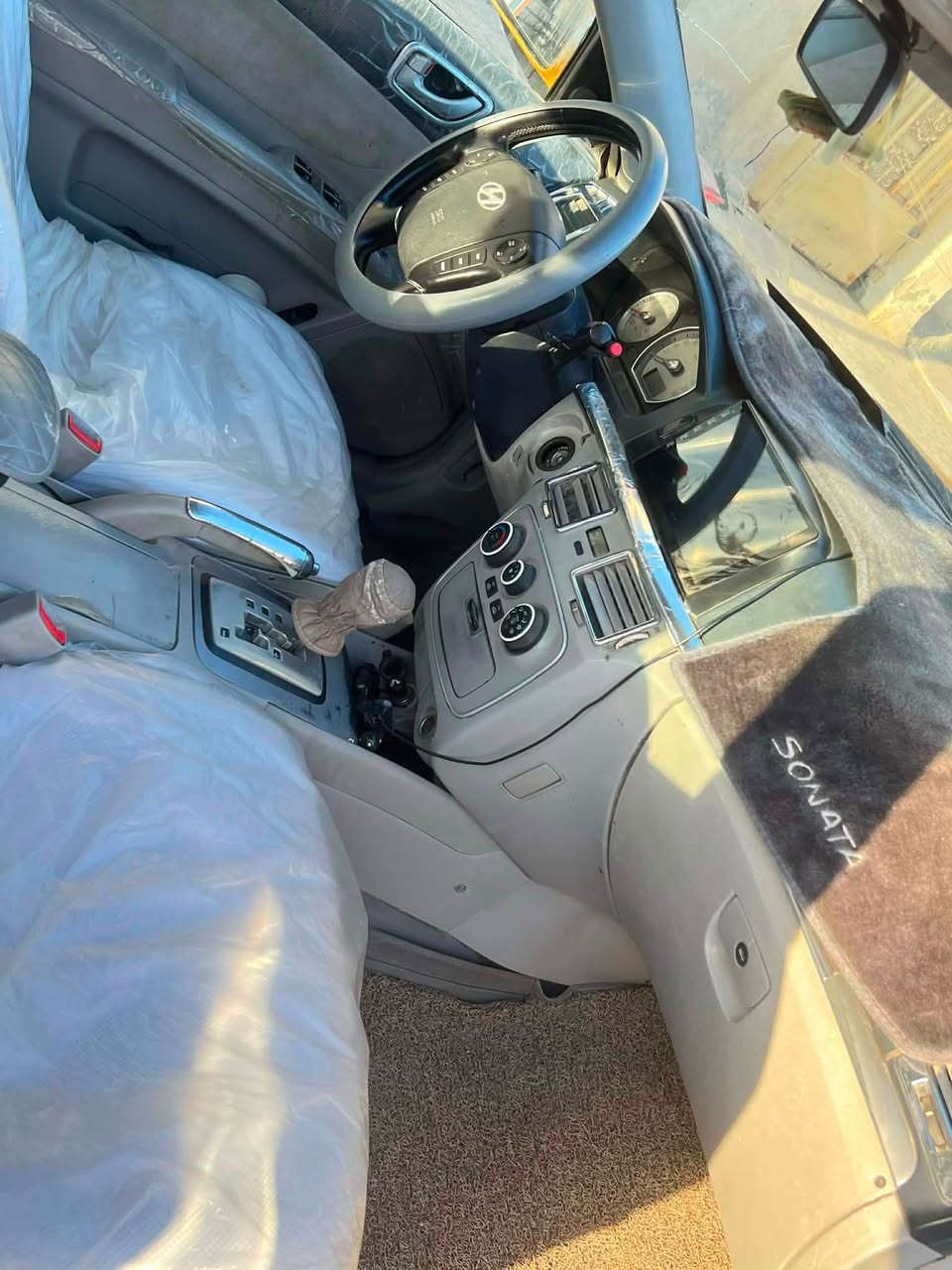سوناتا موديل 6 خليجي بسمي امصفره هيئة وغرمات ضربه جاملغين الوره بدون دواخل
مكينه وكير جدد تبريد تخم تاير  كله شغاله السياره بسمي بيع ٨٤ وبيه مجال ومراوس عادي


**إذا كنت صاحب هذا الإعلان وتريد حذفه لأي سبب، رجاءا أرسل رسالة إلى الدعم الفني**