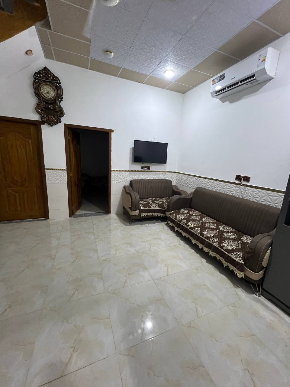 لبيع بيت بوالخصيب كوت حمداني
مساحه150متر طابو عراقي ملك 
وبسعر90مليون ***********📞
