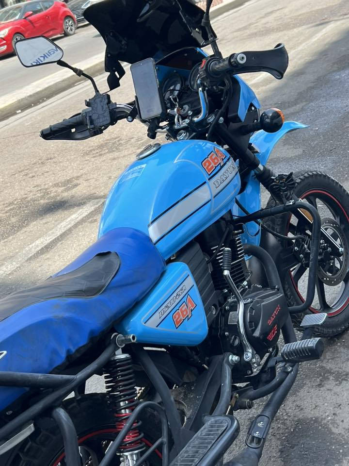 السلام عليكم دراجه دايون مرقم اربيل دراجه براسه مليون حض من ناحيه نضافه الدراجه محافض عليها ومابيها اي نقوصات مثل متشوف السعر مليونين و500 وبيها مجال مكاني بغداد استفسار واتساب ***********
