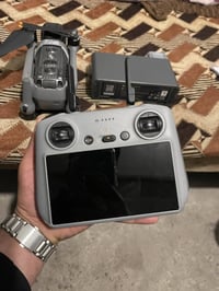 درون محترف ديجياي للبيع نضيف كلش  بي نقص بطاريه ضايعه  يعني بطاريتين ا...