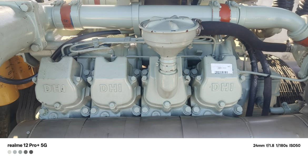 السلام عليكم 
مولدة دايو DH 
8 اسلندر كوري اصلي
دبل سوبر 
450 كيفي
اوربي غير مستعمل في العراق 
شرط الحمل والظمان 
الاستفسار الاتصال
***********
***********
