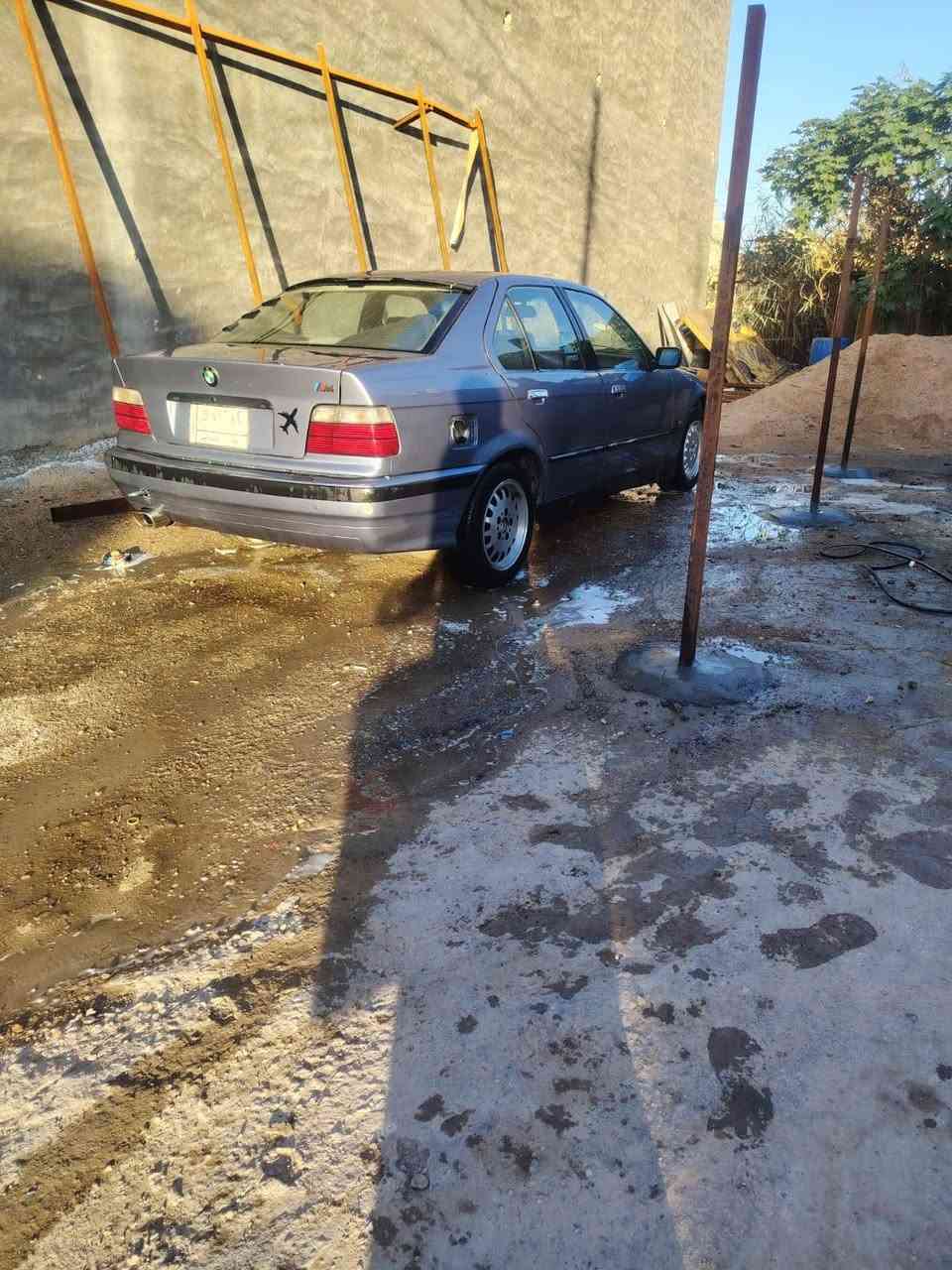 السلام عليكم
بي ام E36 للبيع او مراوس 

بي ام موديل 94

مكينه مسكر 25

كيرعادي 

مكينه كير جدد 

تبريد ثلج 

صدر امامي خلفي جديد 

تخم تاير جديد 

كشنات جلد 

كهرابائيات كلها شغاله 

لايت زنون اصلي 

رقم بغداد مشروع وطني 

بيع او مراوس حسب القناعه 
مكان سياره ابوغريب 
السعر 42وبيها مجال /***********
