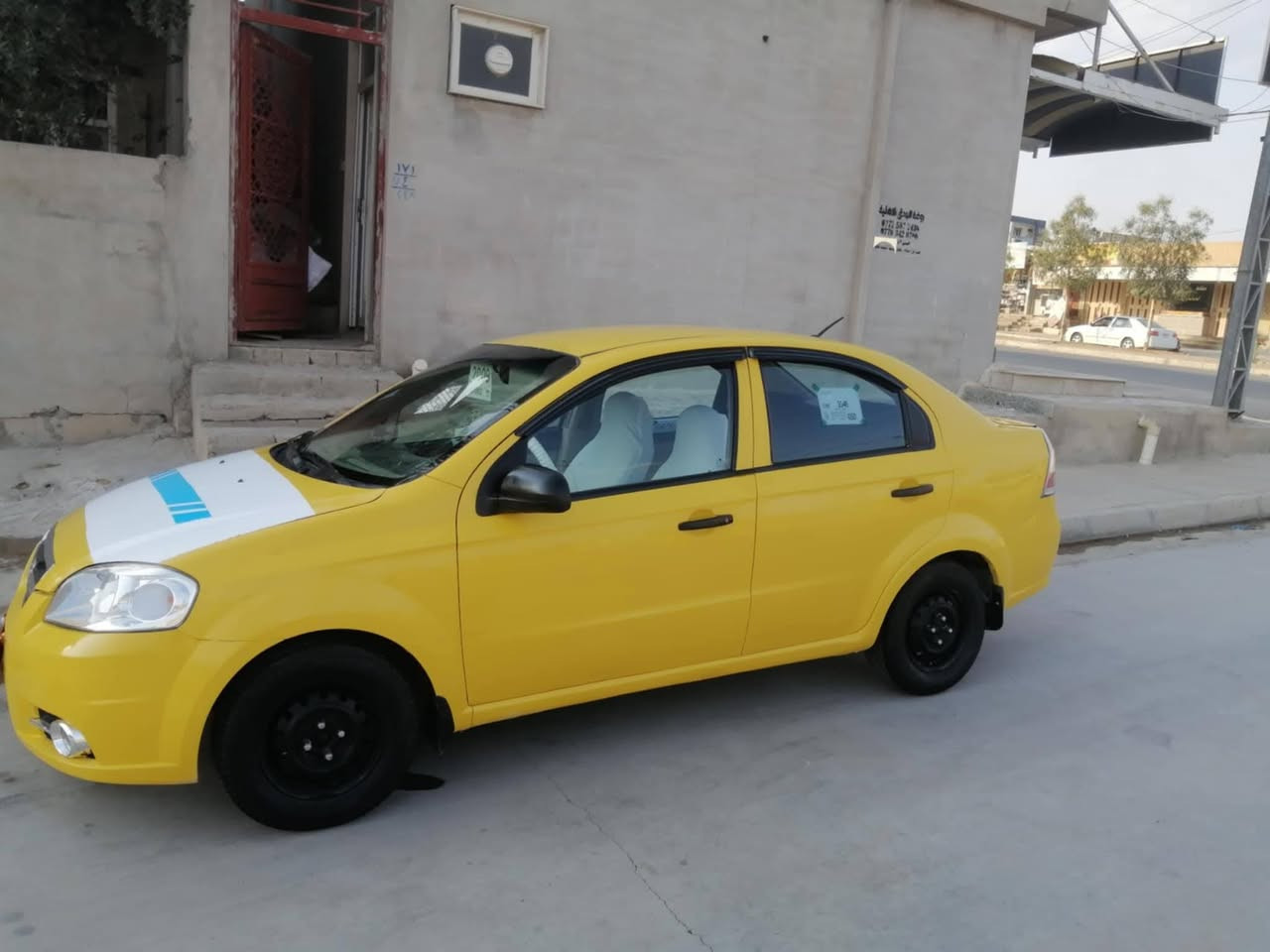 سلام وعليكم شباب افيوو للبيع موديل 2009 داخل لونين 
محرك كير شرط رقم نينوى كاربون بانزين بيها بدون ضرر بدون دواخل الاستفسار اكثر عل رقم ***********السعر 50 وبيها مجال للطيبين
