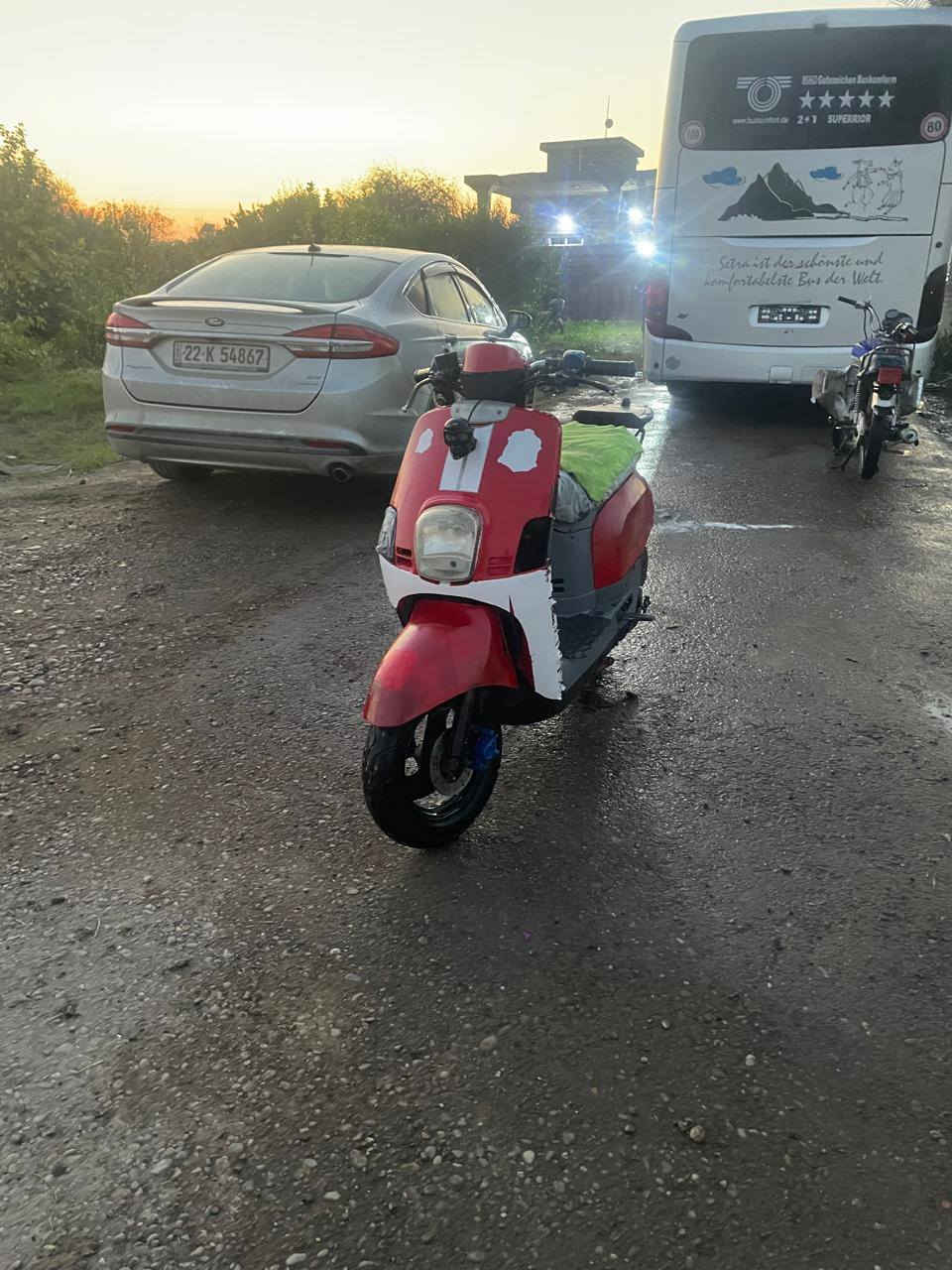 السلام عليكم ماكس بوليس كابريتر مكينو نضيفة تايرات جدد والكهربايات شغالة وسلف وهندر شغال شلعةومعدل خير من الله    بوشة 49مكان تاجي قرب منشأة نصر السعر 300قفل.  مكلف بل منشور  ***********
