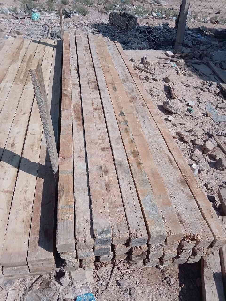 قالب خشب للبيع وجكات نضيفات للبيع ***********
