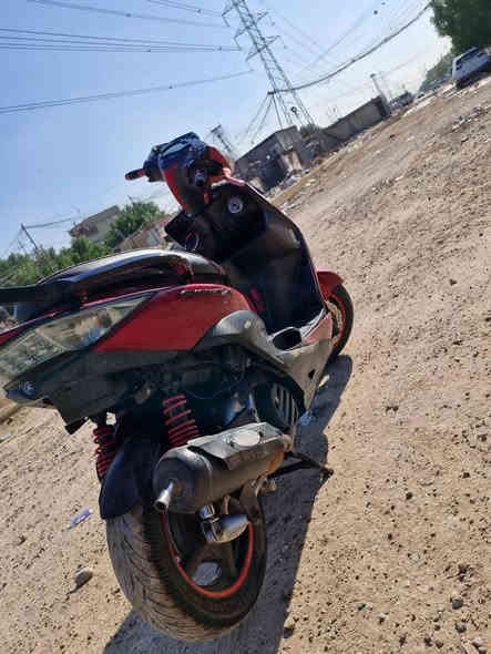 سلام عليكم سكنس الد لبيع مكينه بلديه كلجات رياضي صالنصه رياضي مكينه ما مفتوحه شلعه و معدل شك الكاع جيب الف فيتر وتعال افحص دراجه خير من الله مكاني بغداد مدينه الصدر السعر 800وبيه مجال ***********
