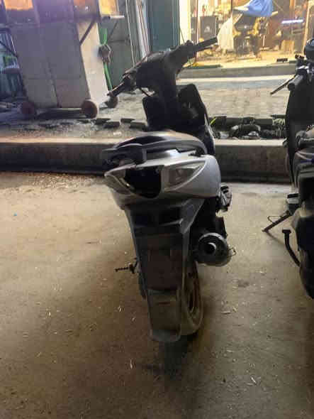 السلام عليكم ماكس مضلع للبيع كوم حديد بس شغاله هندر واحد السعر ٢٥٠ وبيهه مجال شيء بصيط مكاني بغداد مدينه الصدر ***********
