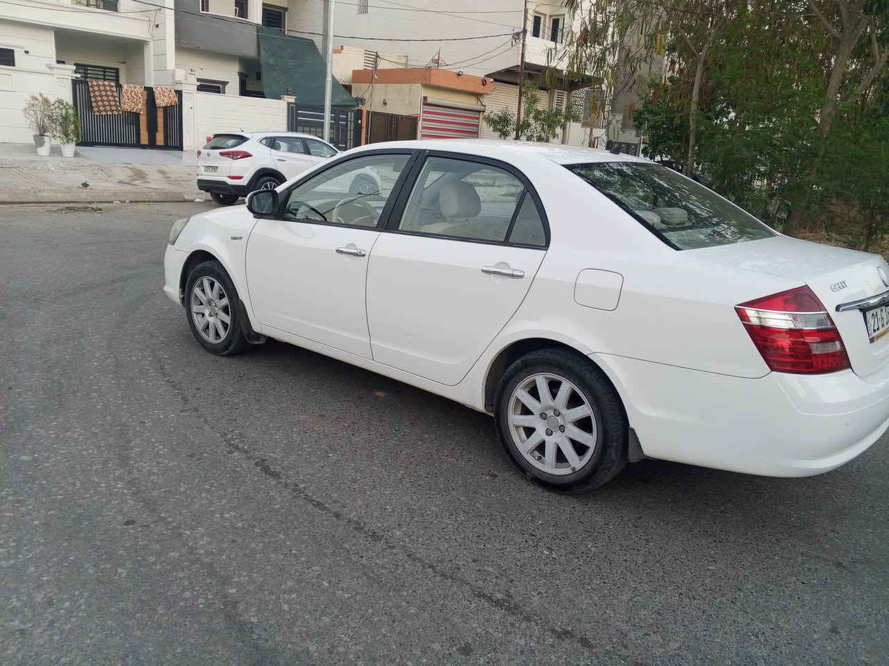 جيلي لبيع رقم سليمانيه دولي سنويه هزه كوله جديد سياره كلين بدون صبغ بدون بارد موديل 13 كير اوتماتيك تايرات صدر كوله جديد تبريد ثلج سعر 60ورقه شراي خابرني هذا رقمي ***********كير محرك مامفتوح شرط سياره عل وضع شركه مكان سياره كركوك
