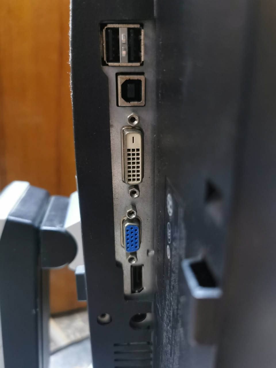 شاشه نضيفة نوع DELL حجم 24
60 هرتز السعر 55 الف بغداد لا يوجد توصيل


**إذا كنت صاحب هذا الإعلان وتريد حذفه لأي سبب، رجاءا أرسل رسالة إلى الدعم الفني**