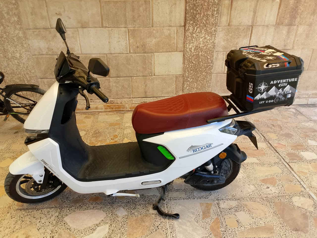 دراجه شحن للبيع 

سرعه 80 

6 بطاريات 

نظيفه واضحه بالصور

استعمال قليل من البيت للشغل 

بغداد شارع فلسطين 

***********
