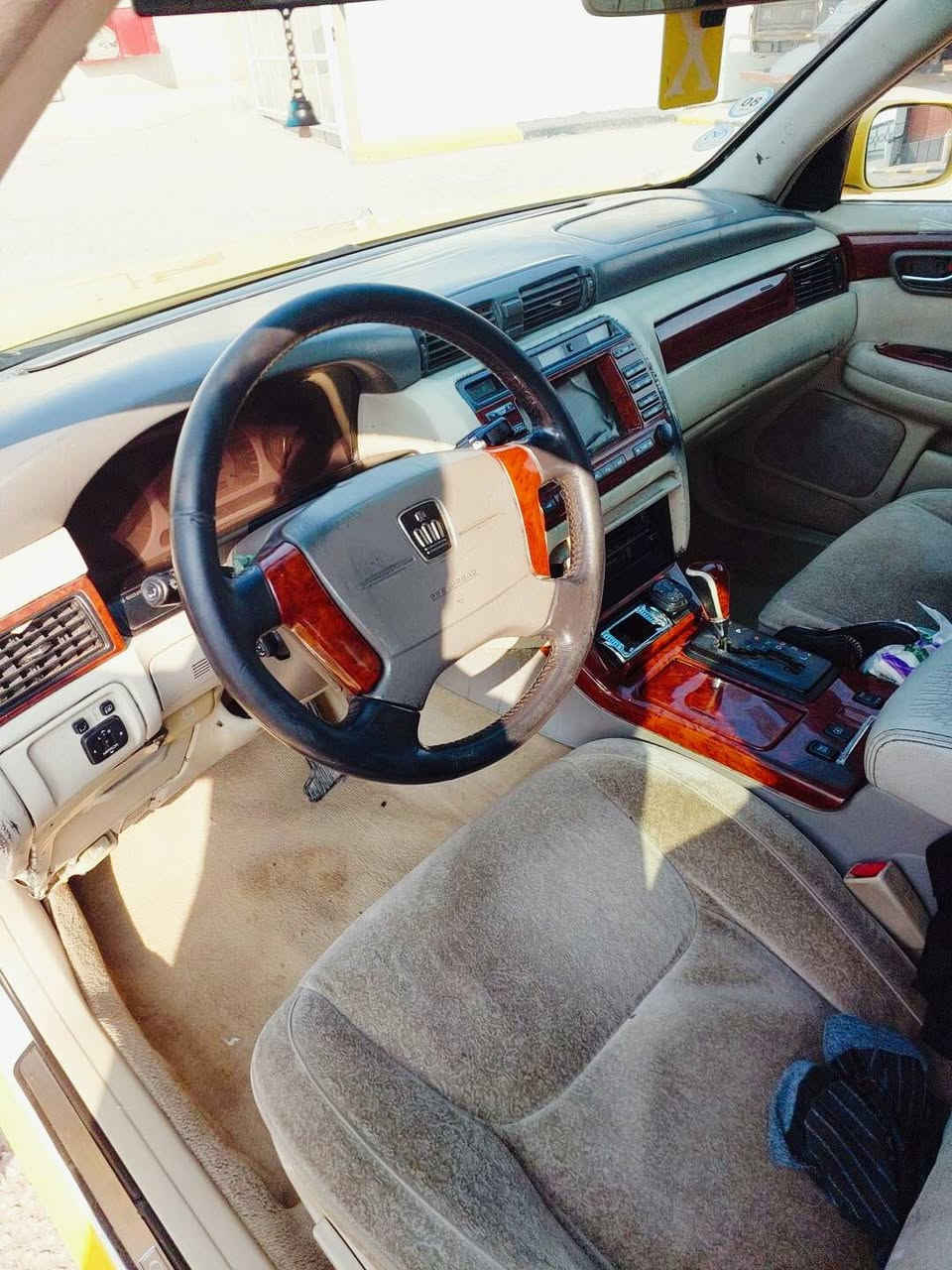 السلام عليكم ملكه البيع مديل 2005 محرك بل جيس تلاث دكم رقم صدامي كصه قماره تخم تاير حداديه اربع كشنات كهربائية مريات شفط ستيرن كهرباي مروس اروس سعر 50 وبيه مجال عنوان بابل رقم الهاتف ***********
