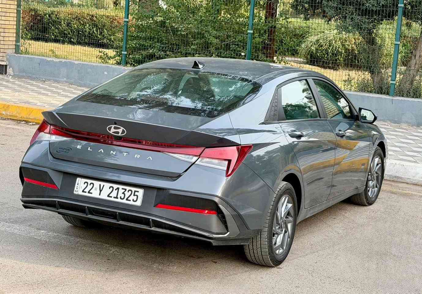 للبيع فقط بدون مراوس
النترا 2024 لون سمنتي 
وارد امريكي 
فول مواصفات. عدا الفتحه

ماشيه (15)الف جديده بدون اي نقص 

حادثهة جاملغ خلفي صبغ بجم كبس وخلف كبس
ايرباك برده فقط
مكينة 2000 دوش
بصمة تشغيل وابواب
شاشه كبيره متصل ديجتل 
لد بلدشبول متغير
لايت زنن بلادي 3 عدسات
كار بلي 
رادار امامي
ورادار خلفي
ورادار جانبي
تحديد مسار
قياده ذاتيه
تنبيه خروج عند المسار
ويل كب لد نهاري. فول تحكم ستيرن
كير اوتو +عادي‼️. تنبيه. اهتزاز. بلستيرن 
السياره بعده بوضع الشركه ومابيه ولا نقص
رقم اربيل الجديد تحويل وكاله مضمون 
للاستفسار
السعر (169) وبيهة مجال بسيط
العنوان بغداد العطيفيه
***********
