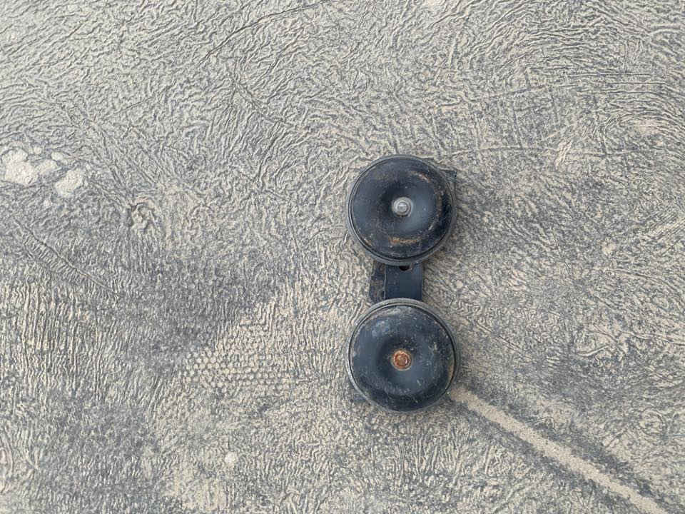 تانكيات مال ايراني
الأزرق مال خمسه كير نضيف ويا صفاحيه ب٥

ول ازرق مال اربعه ب٣

والأحمر مال  اربعه هوا وكشن وصفاحيات ب١٠

كلهن لا مزروفات ونضيفات 

هورنات شغالات ب٣ 

اليريدهن يتصل عل رقم

 *********** وتساب
