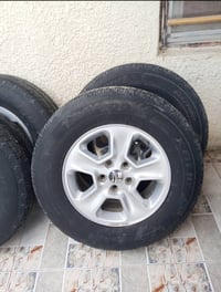 جنط ١٧ • اصلي سيارة • مع تايرات جديدة
