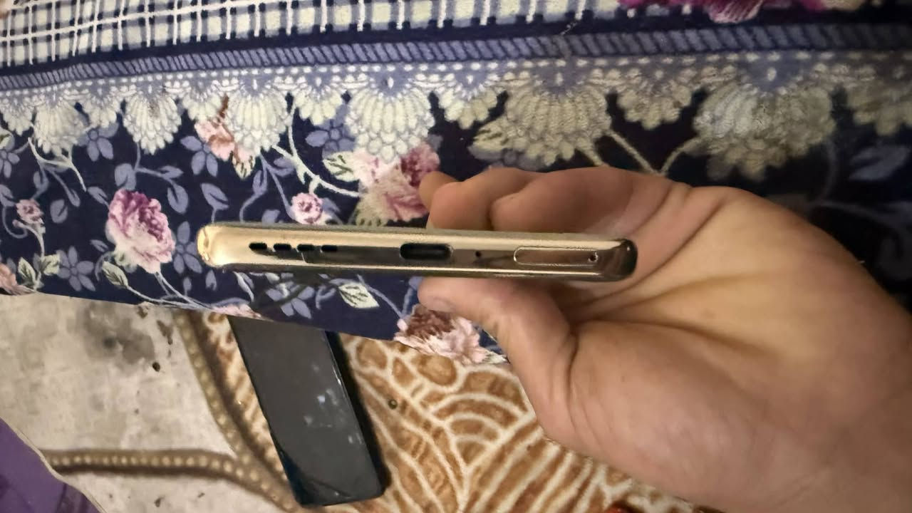 جهاز جديد شخط ما بي اريد بي مراوس أو بيع


**إذا كنت صاحب هذا الإعلان وتريد حذفه لأي سبب، رجاءا أرسل رسالة إلى الدعم الفني**