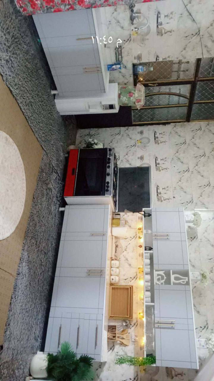 الم تكن سهله ✨ لاكني لا إليق إلا للقمة ✨
مترين ارضي وملحق والسنك متر و20 مرمر 
سعر  ب325

✨✨✨✨✨✨✨✨✨
اي لون تردون موجود


**إذا كنت صاحب هذا الإعلان وتريد حذفه لأي سبب، رجاءا أرسل رسالة إلى الدعم الفني**