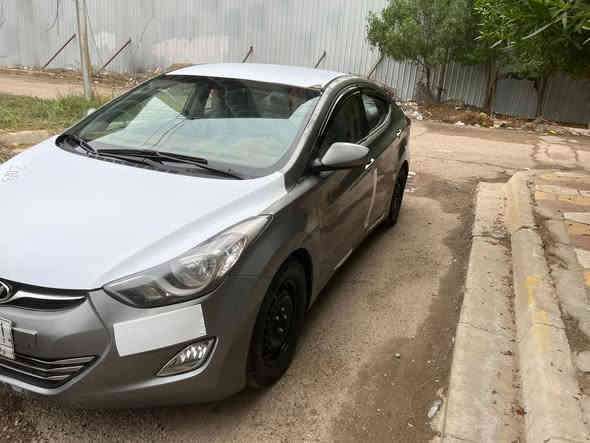 السلام عليكم
اخوان اللبيع النتر ة
موديل 2013
رقم واسط تحويل مباشر
مبدل بيهه ضهر خلفي 
صبغ عام  السياره جاهزه 
مكان السياره بغداد المشتل 
السعر 78 وبي مجال قليل
***********
