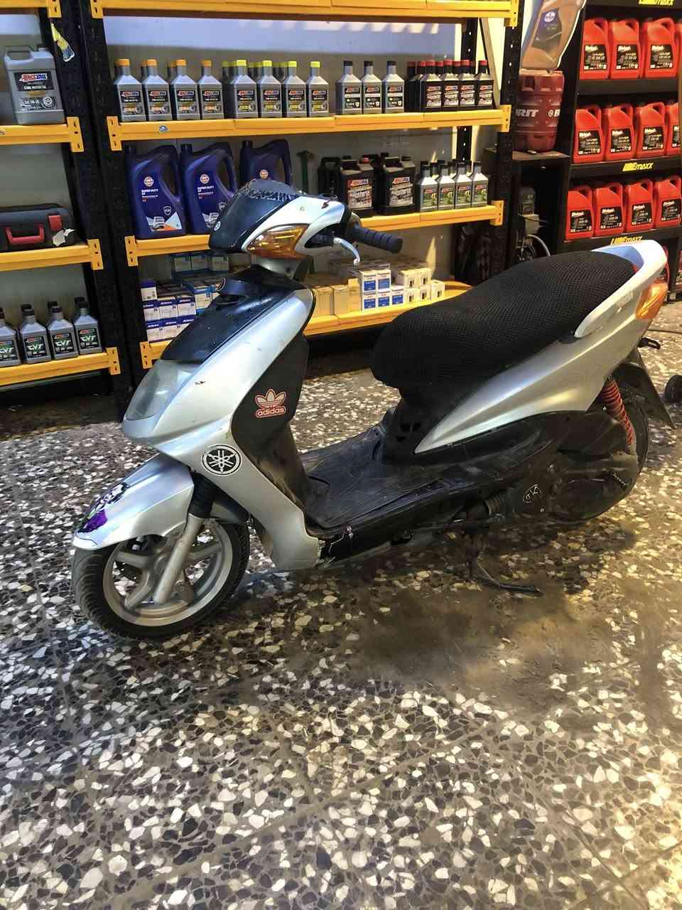 سكنس نثيه السعر 550 وبيها مجال
***********
