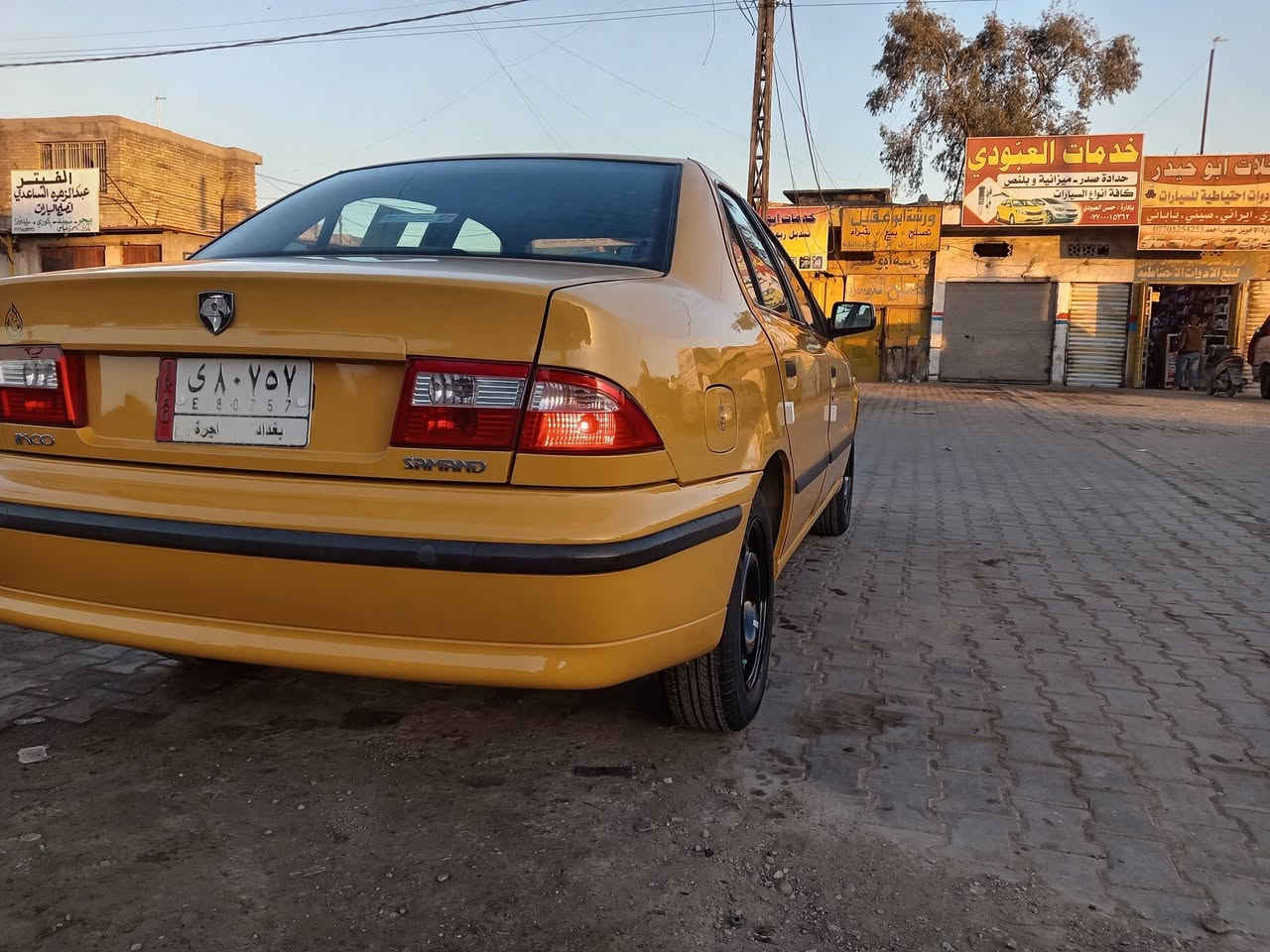 سلام عليكم لبيع موديل ٢٠١٢ سيارة مكفولة تخم تاير تبريد محرك وكير فرنسي مكفولآت بدون صبغ مدينة الصدر هاتف ***********.      53
