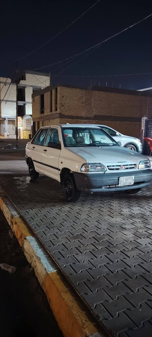 سلام عليكم سايبه لبيع مديل12سياره جاهزه من كلشي كير ومحرك وحداديه جددسياره مكفوله  ماعده جملغ امامي السعر 33 وشراي بخدمته ***********
