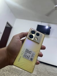 انفنكس نوت 40 برو • ٢٥٦ • رام ٢٤