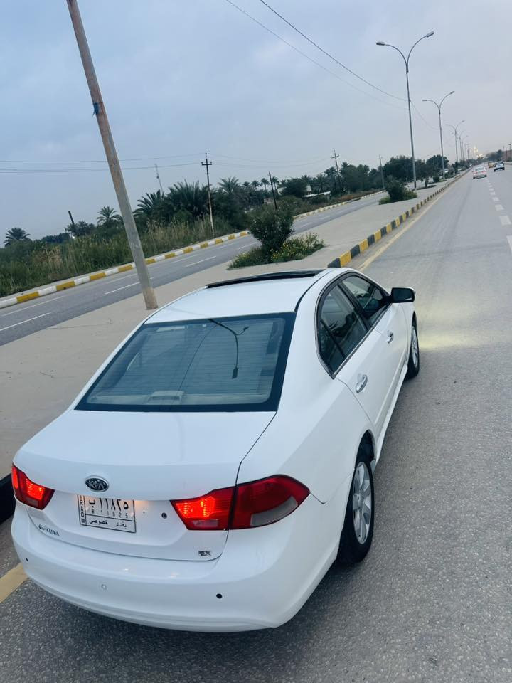 سلام عليكم كيا اوبتما خليجي فول مواصفاتً موديل 9 السياره بيها جاملغ خلفي وبيها 3 قطع صبغ بدون دواخل شواصي لغود تكمً حوض مكفول محرك كير حداديه تخم تاير كله مكفول السياره مابيها نقص تراي زيرو السعر 100وبي مجال مكاني بابل حله 
***********
