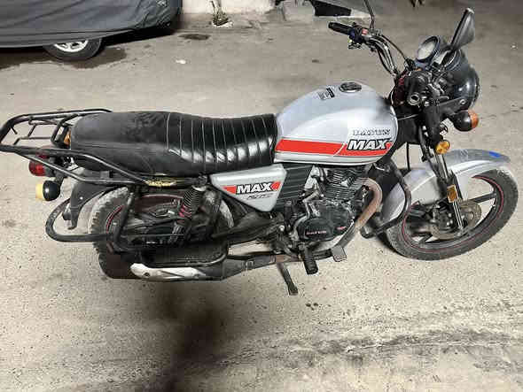 .
سلام عليكم دايوان نفخ مكينه ٢٠٠ دراجه مويل ٢٢ مكفوله كفاله عامه مكينه شاصي دراجه نزلتها عله ايدي ولحد يوم مرقمه ديالى سنويه فقط لوحات ممستلم (سنويه عربيه مو انكليزي) دراجه ماشيه ١١ الف حقيقي ستعمال والدي ومحافضين عليها كلش دراجه بل بيت تحويل ثاني يوم مكاني ديالى بعقوبه عارضها ب ١٨٠٠ رقمي *********** 
ماسنجر ماعندي والله واتساب او ع خط فقط
