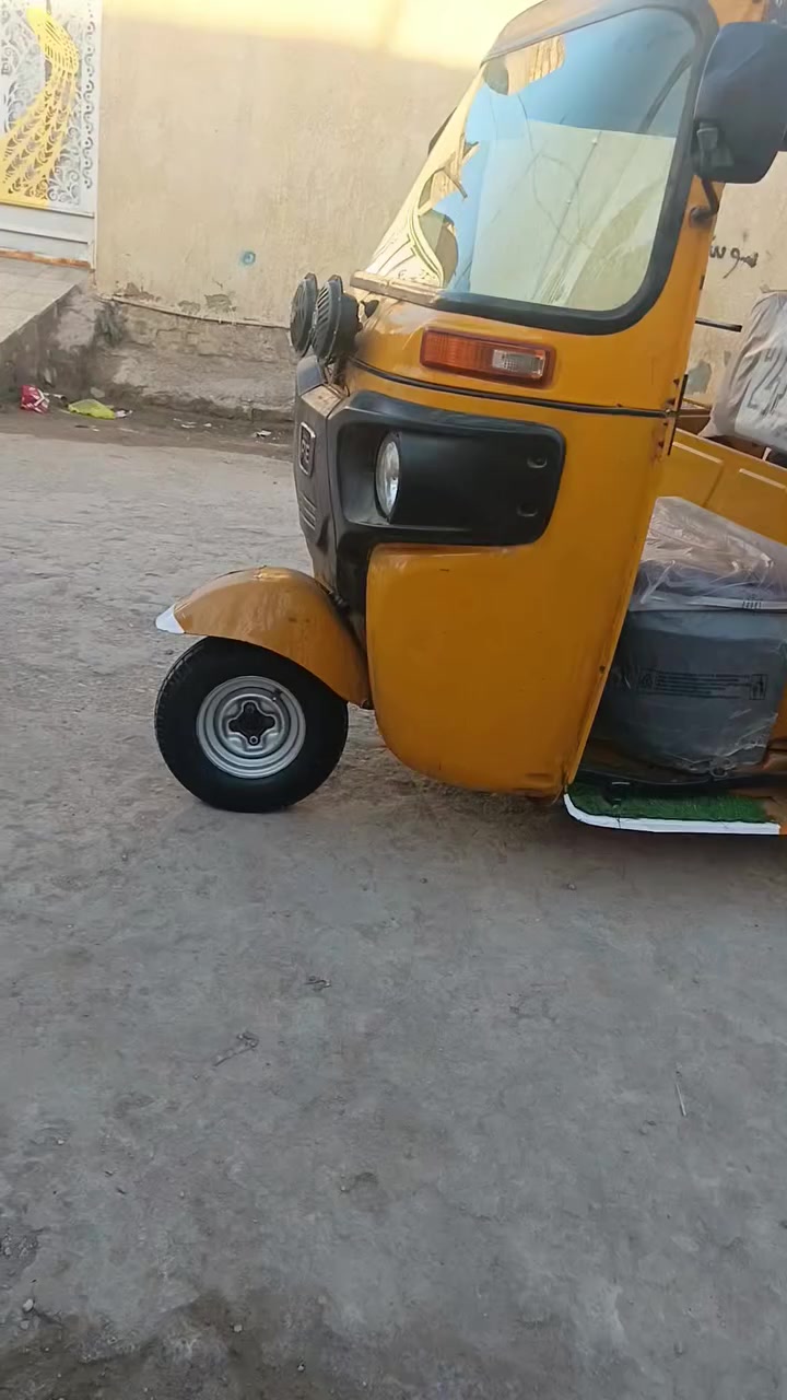 لبيع اوراق موديل 21 شهر الواحد كشره كفاله بيه بس ضربه صغيره بارد لا صبغ ولا معجون مكينه مفتوحه تكتك حلوه وخير من الله والشراي ينتصل *********** مستعجل علا بيع
