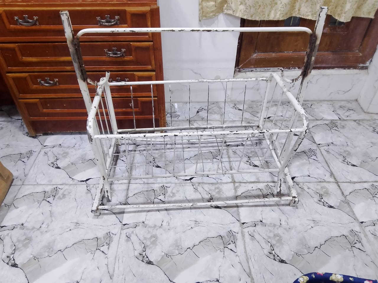 غراض للبيع
للتواصل عالخاص 
او***********
