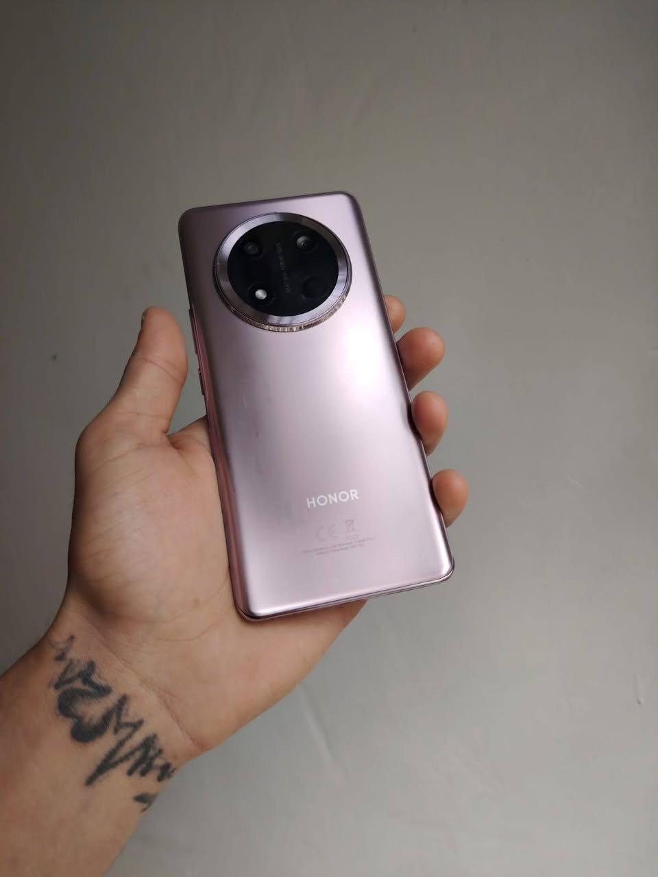 HONOR X9C
عشوائيه 12

ذاكره 256

لون Roz

نضافته موضوحه ب الصور

مع كارتونه وكيبل فقط
عنوان بغداد
س ع ر ٢٥٠ الف قفل


**إذا كنت صاحب هذا الإعلان وتريد حذفه لأي سبب، رجاءا أرسل رسالة إلى الدعم الفني**