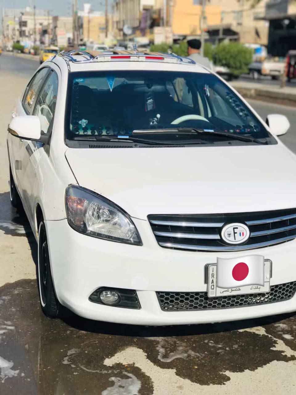 السلام عليكم فولكس للبيع ٢٠١١رقم بغداد الماني سنويه ٢٠٢٩ سياره خير من الله مكينه كورله كير عادي تبريد ثلج تخم تاير خط ابيض جديد صدر جديد منضومه غاز سياره ترايها وين متريد السياره كبل للشارع مابيها اي نقص السعر ٥٧وبيها مجال مكان السياره بغداد بسمايه قريه ١٠ رقم الهاتف ***********
