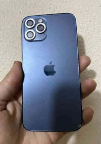 ايفون 12 برو ذاكره 128 بطاريه 100 جهاز نضيف كله شغال مبدل شاشه اصليه ب...