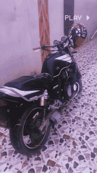 سلام عليكم بطح سيبي اوراق كامله اصولي مكينه بلاديه ما مفتوحه نكره بكل وقت عل وضع البلاد اي صبغ ماكو ستيرن رياضي+صلنصه رياضي  معدل جوه ١٨٠شلعه ١٢٣مكفوله فصله نار كامله نقصها خيال 
رقمي ***********
مكاني ديالى ناحيه السلام عله طريق دل عباس قريه العجيمي 
السعر ١٢ورقه وبيها مجال شي بسيط ول ما عاجبه السعر سوك موجود اشكال سكراب
