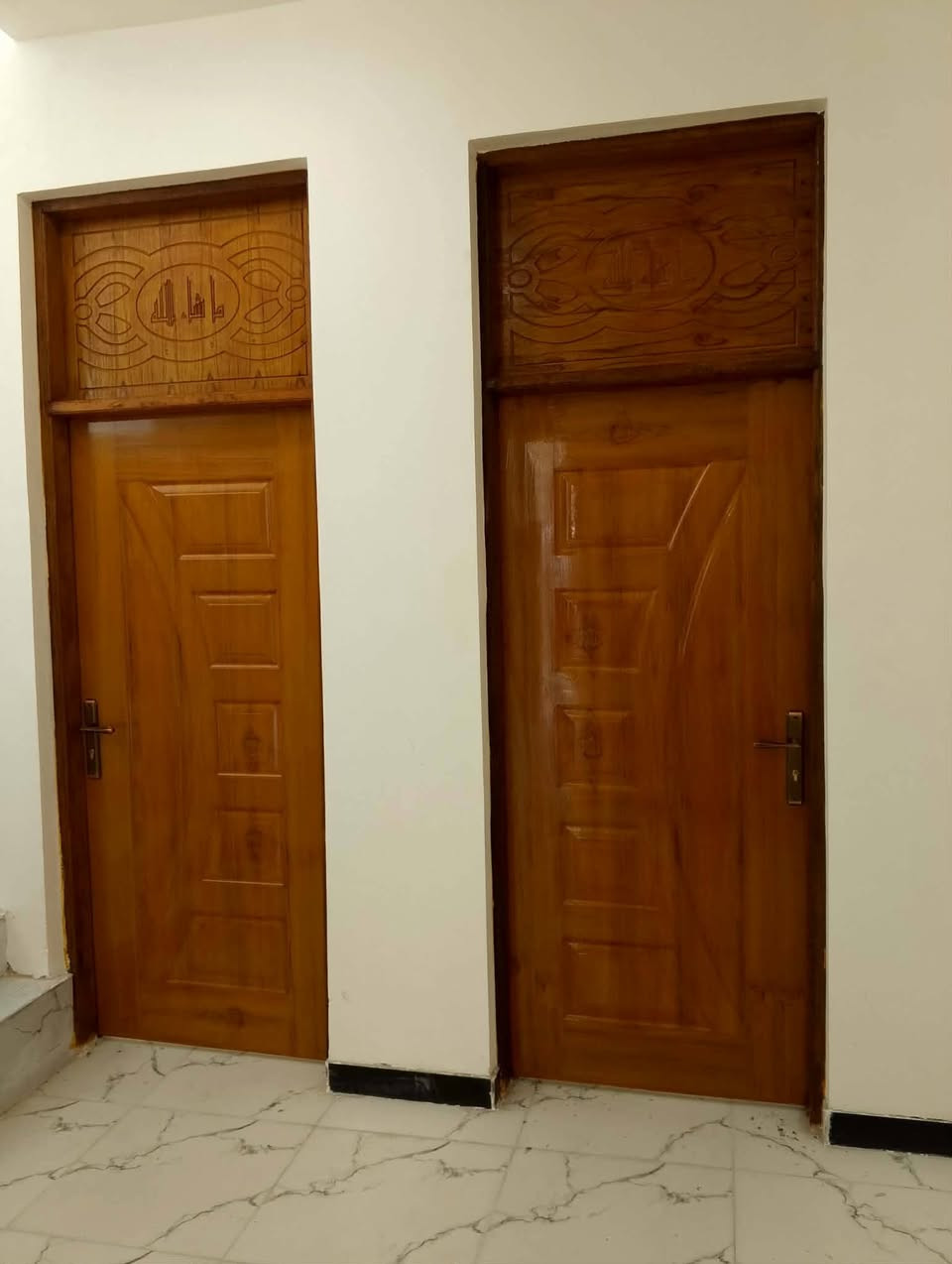 بيت زراعي للبيع بل سديناويه قرب الدوله المساحه 100 البناء طابوق كونكريت مسلح ***********
