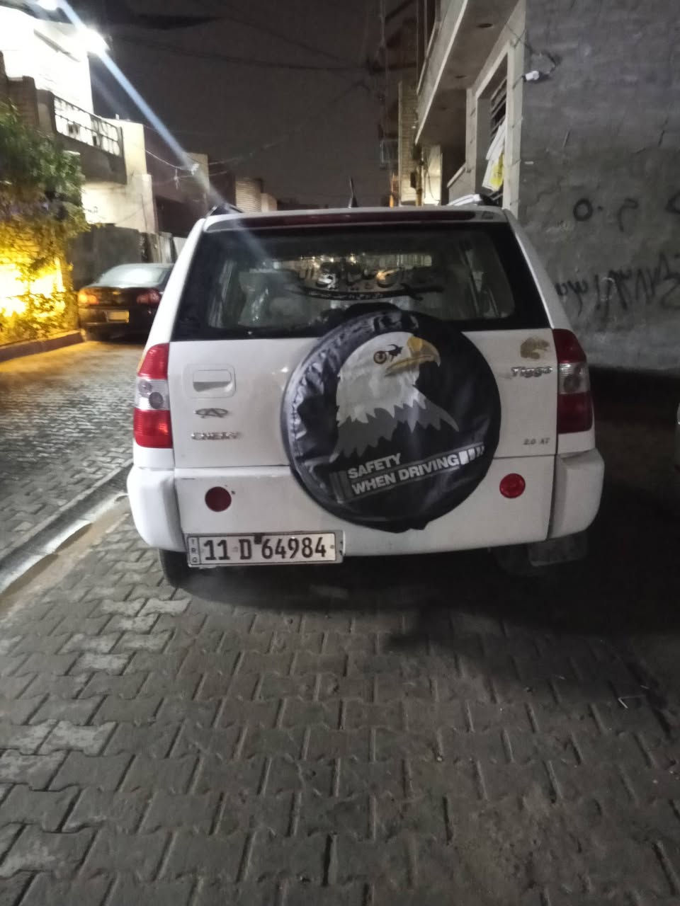 تيكو موديل12 محور مكينة وكير كامري 2000 شادهن توني جدد بيها فقط باب خلف السايق مصبوغه فقط سياره جانت عليها خطه  فوكاها غلفت فابلون جماليه  سونر موجود تبريد ثلج كهربائيات كلها كامله كراسي اماميه تدفئه تبريد تخم تاير جديد سنويه ل31 ارقام انكليزي بسمي غرامه مصفره دوشمه جديده سستم نايلون بطاين زنون اصلي كامره خلفيه شبيه الكديلاك سياره كامله فقط بيها بوشه خلفيه وحده كايمه فقط حتى سبير شاده جديد اريدها ب57 وبيها مجال قليل كلشش سياره حيل متعوب عليها وكلشي موجود بلسوك عنواني بغداد الحريه شرط السياره نازله شركه ب12 من الي منزلها الي لسياره مضمومه واني حورتها على ايدي ***********
