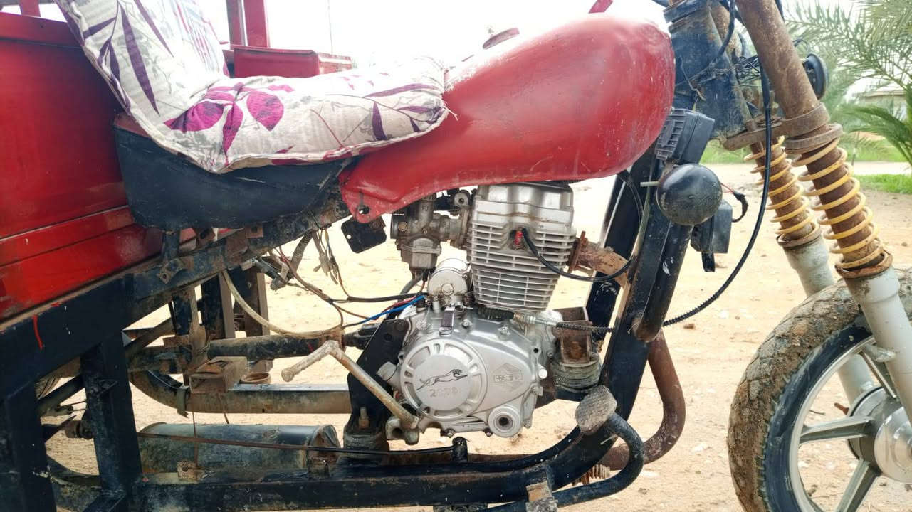 سلام عليكم ستوته للبيع كلك مكفوله
كهربائيات شغاله هورن لايت  سلف بطاتري مال سياره 
محرك خير من الله شلعه فول 
ويل امامي جديد سعر 
600 رقمي 
***********
***********
