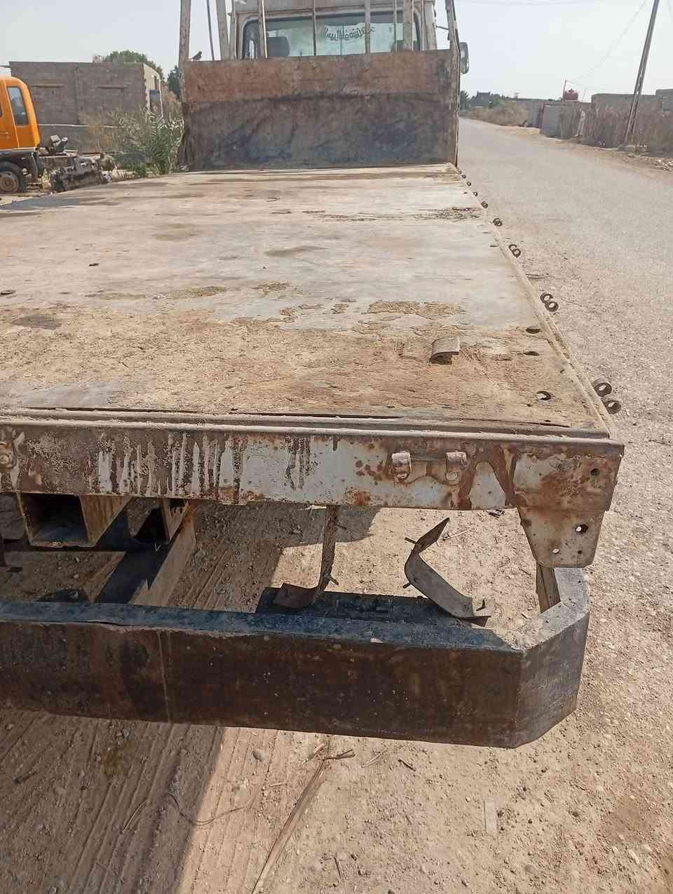 البيع بدي خمسه متر نضيف ***********
