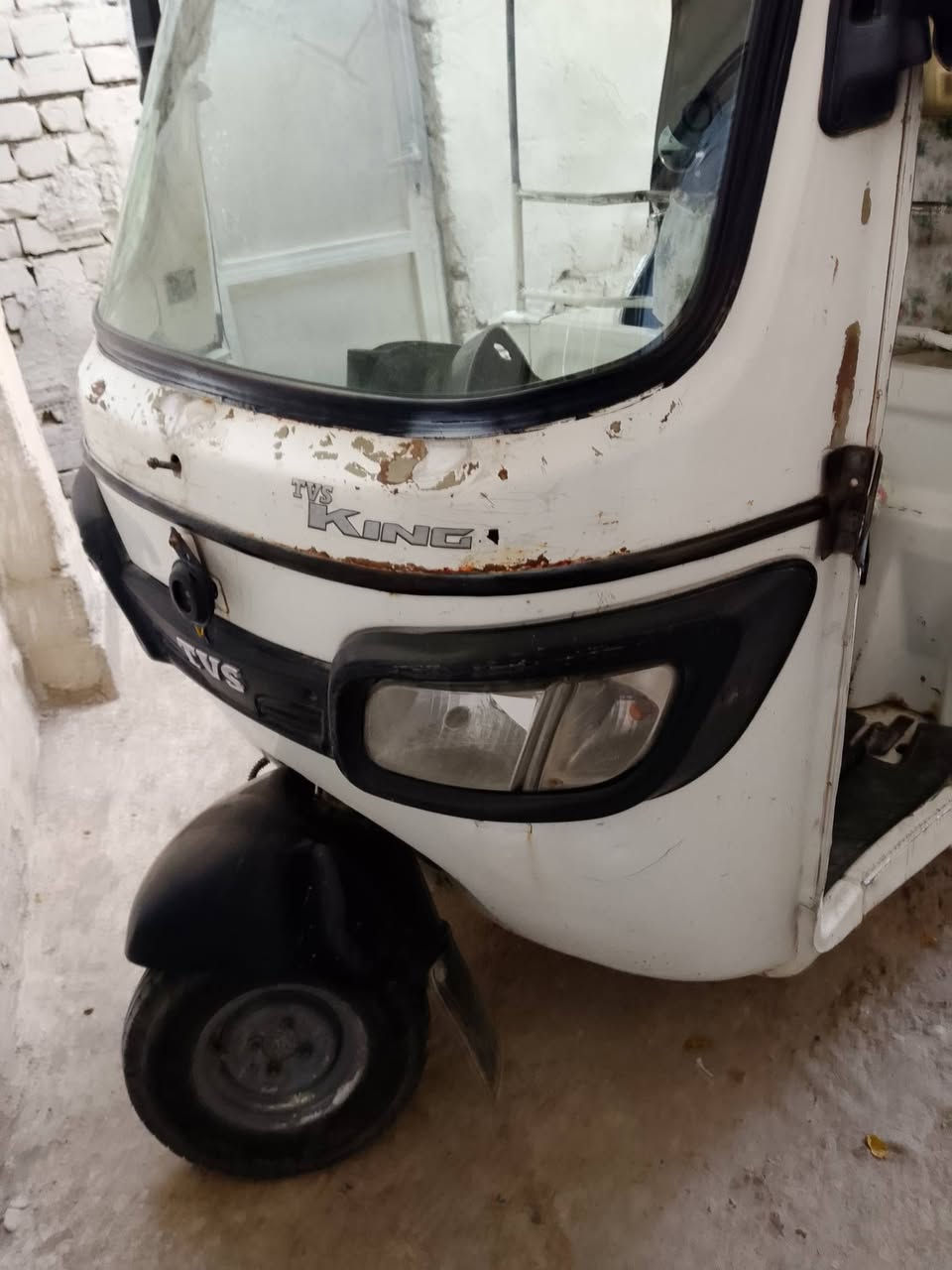 تكتوك للبيع ***********للتواصل الاتصال بالرقم .
