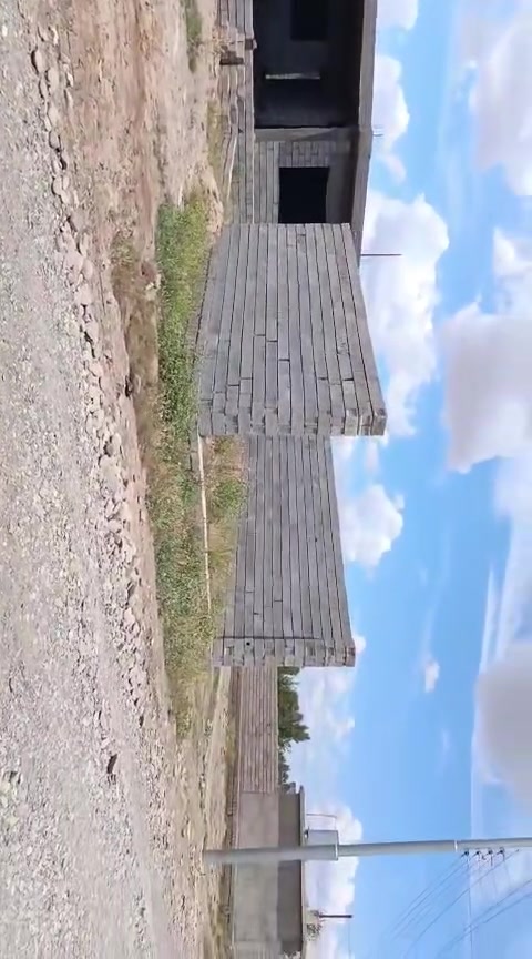 مكلف بالنشر 🙋‍♂️
*للبيع - هياكل للبناء*
- *العدد*: 2 هياكل
- *المساحة*: 400 م² لكل هيكل
- *الموقع*: على شارع مباشر - الصايلة يم المقبرة
- *المميزات*: شغل درجة أولى ومتعوب عليه، كافة الخدمات واصلة للموقع
- *التفاصيل*: موضحة بالفيديو 👇
- *للتواصل*: *********** - اتصل وتدلل
