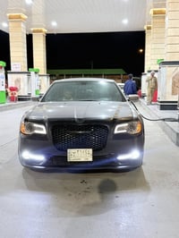 كرايسلر 300 • ٢٠١١ • رقم بغداد