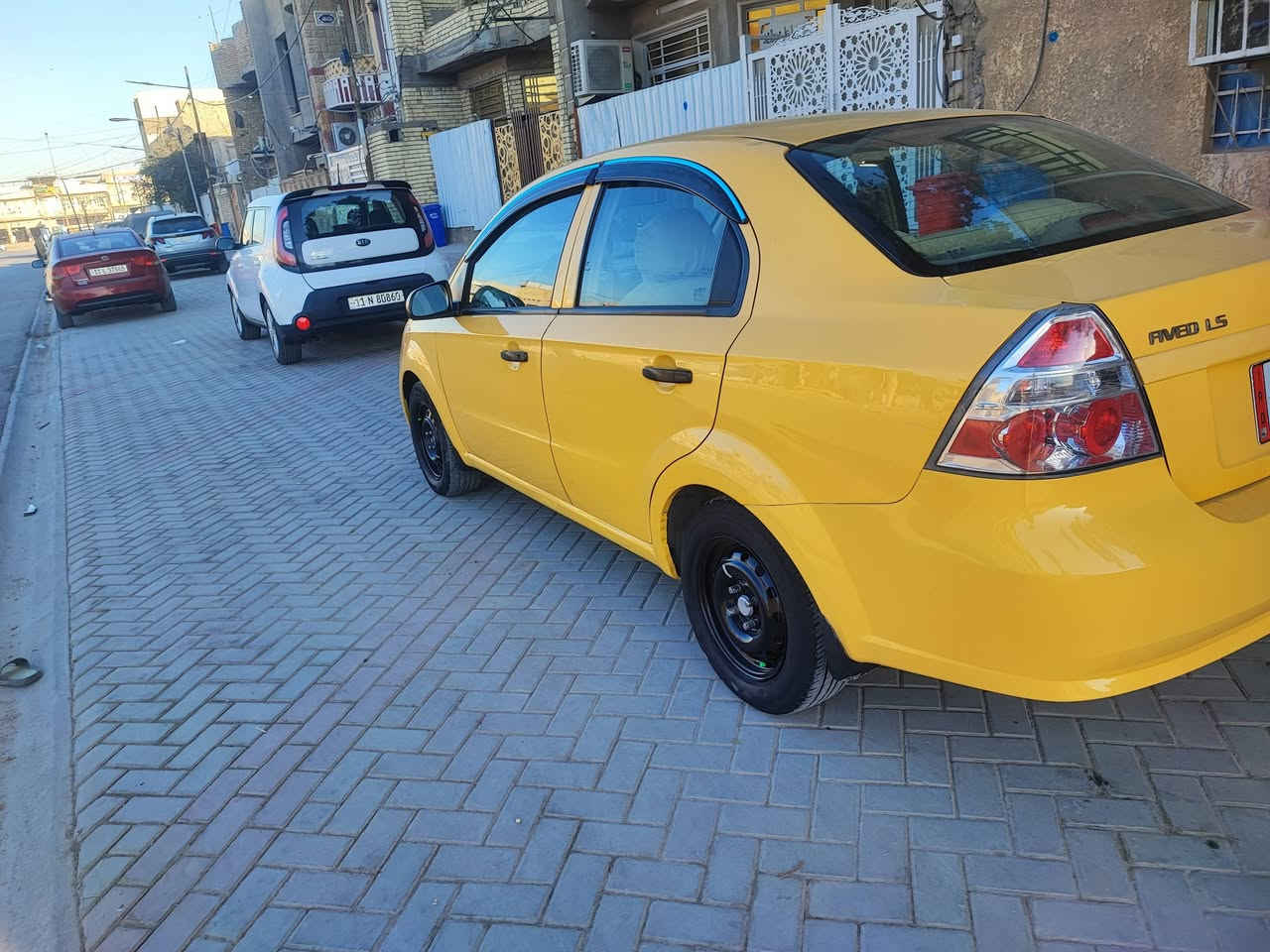 السلام عليكم للبيع افيو موديل 2011 خليجي شركه العامه سياره بلاديه فقط جاملغ امامي امبدل سياره حلوه رقم بغداد انكليزي بسمي السعر 64 بيهه مجال لشراي مكان بغداد حي ور الاستفسار ***********
