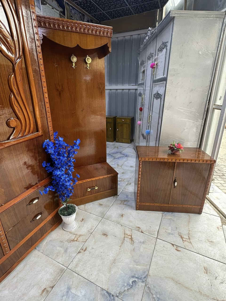 غرفه مستخدمة سعر ٦٥٠غرفه6ملحق واتساب ***********
