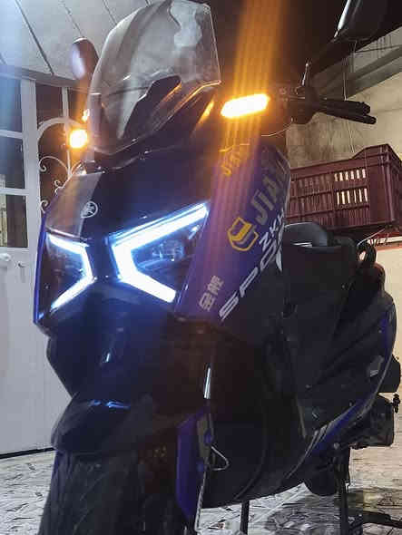 السلام عليكم 
دراجة سترونك موديل 2025
محرك 150cc
شاشة ايباد 
ماشية 5246 km
سرعتها 140 
دراجة نضيفة كلشي شغال سلف هندر دبل اشارة 
السعر 900 وبيها مجال 
للاستفسار واتساب فقط [***********]
مكاني واسط قضاء العزيزية
